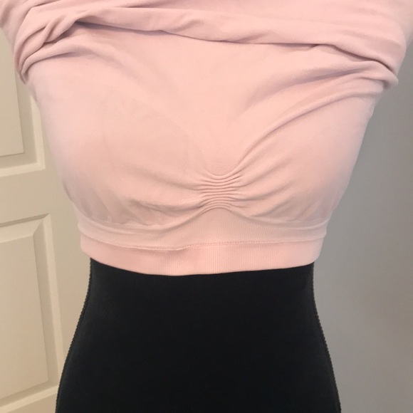 Racer back form fitting tank light Pink with magenta trim - Picture 4 of 9